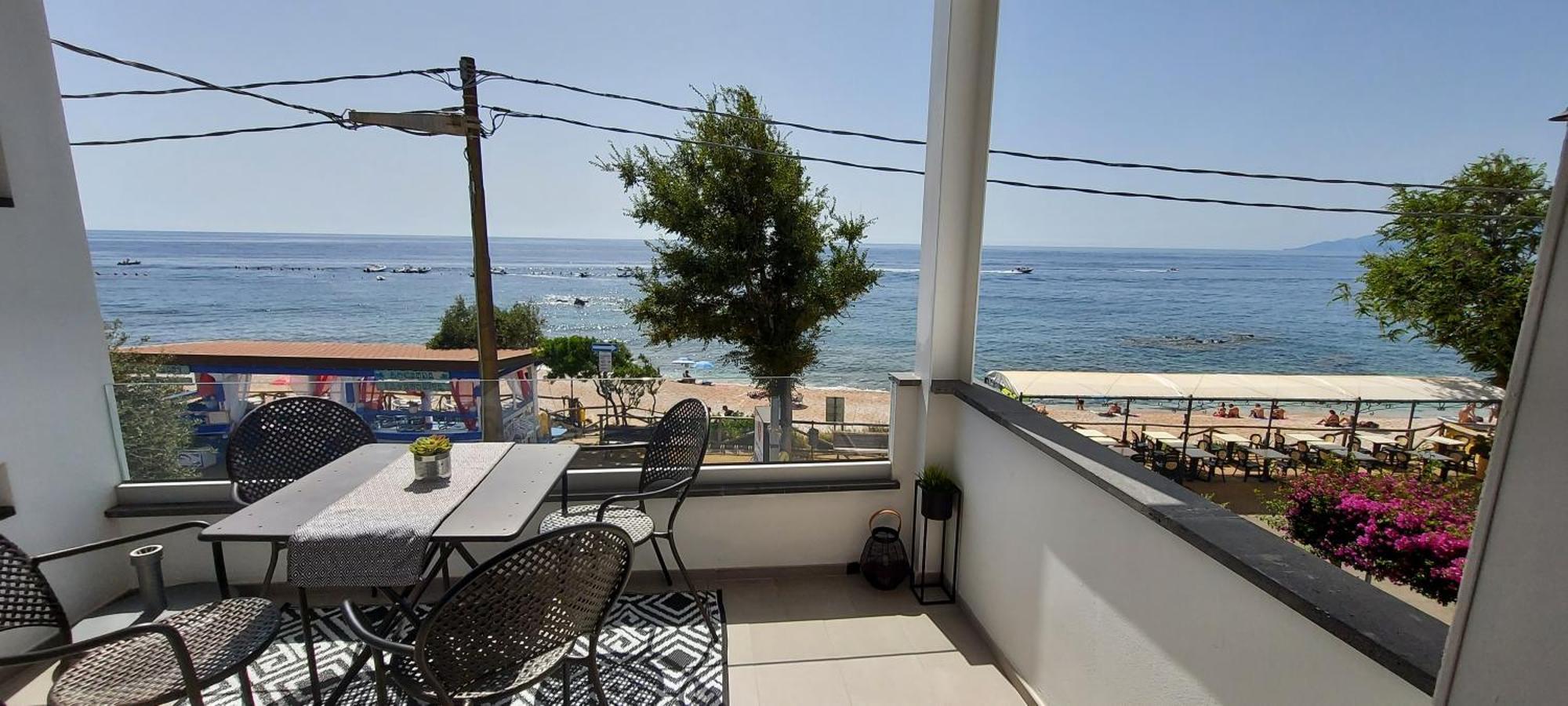 Appartamenti Jlune Cala Gonone Exterior foto