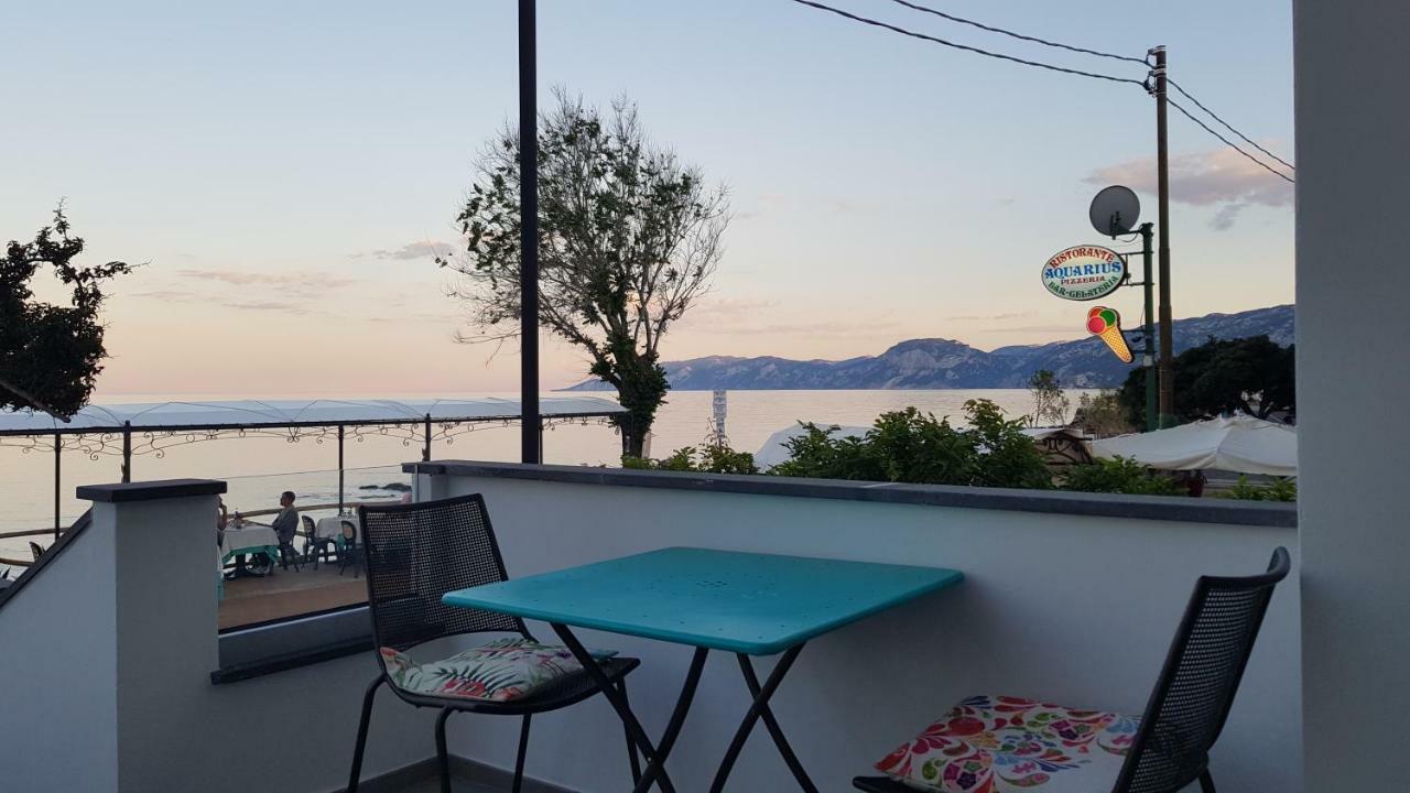 Appartamenti Jlune Cala Gonone Exterior foto